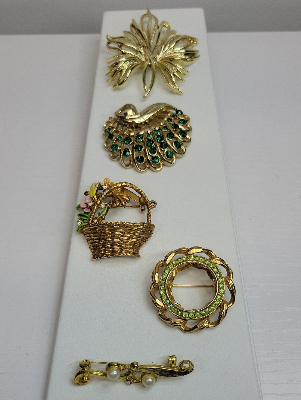 Gold Tone Brooch Set